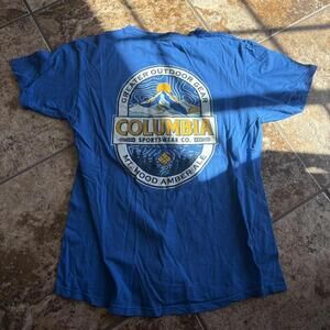 columbia graphic tee
